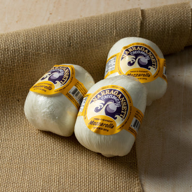 Fresh cow's milk mozzarella cheese Narragansett Creamery