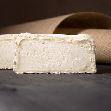 Kunik Large bloomy rind cow's, goat's milk cheese Nettle Meadow Farm