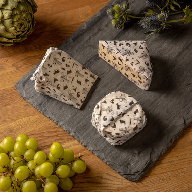 Saxelby Cheesemongers Connoisseur's Club quarterly subscription box gift