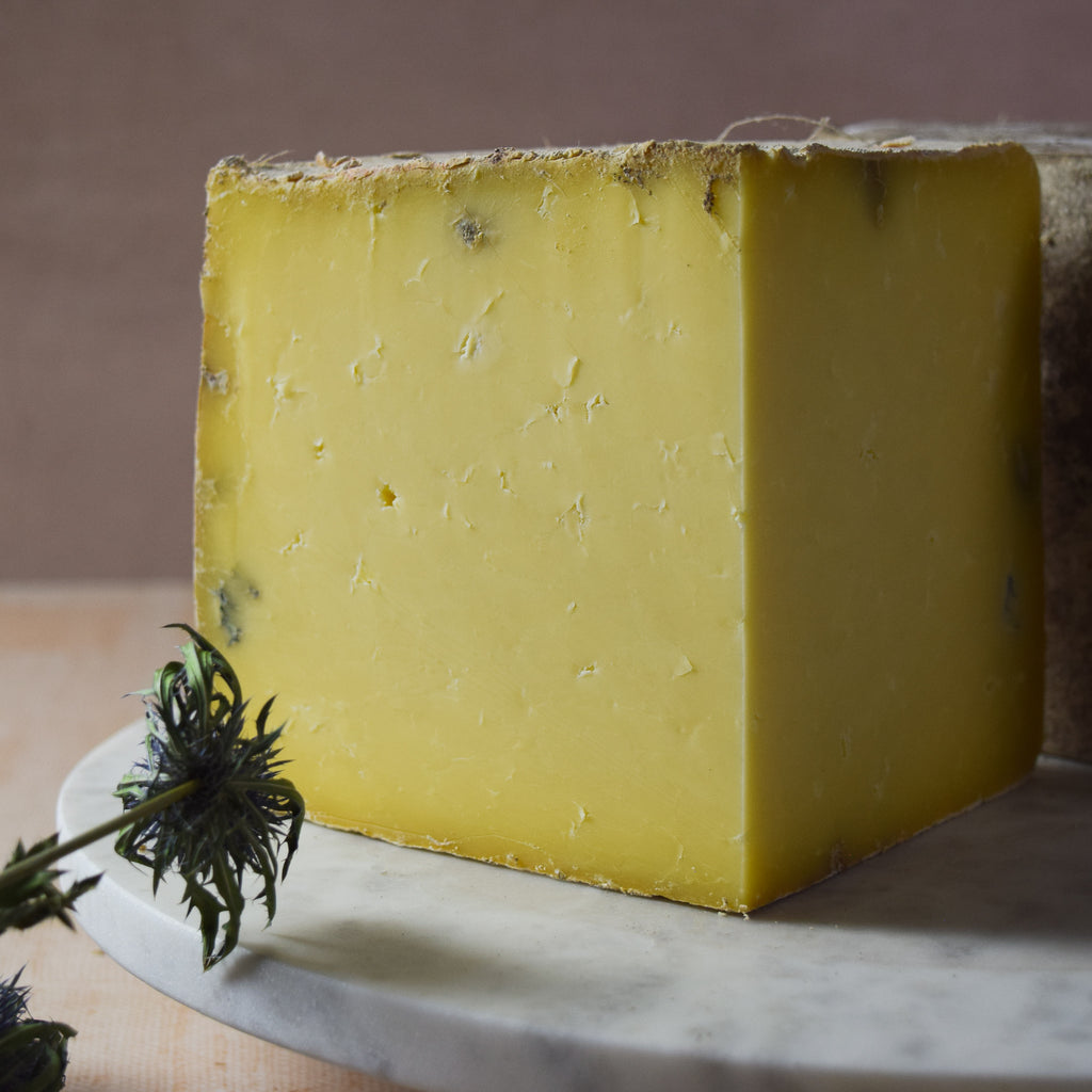 Grafton Clothbound Cheddar