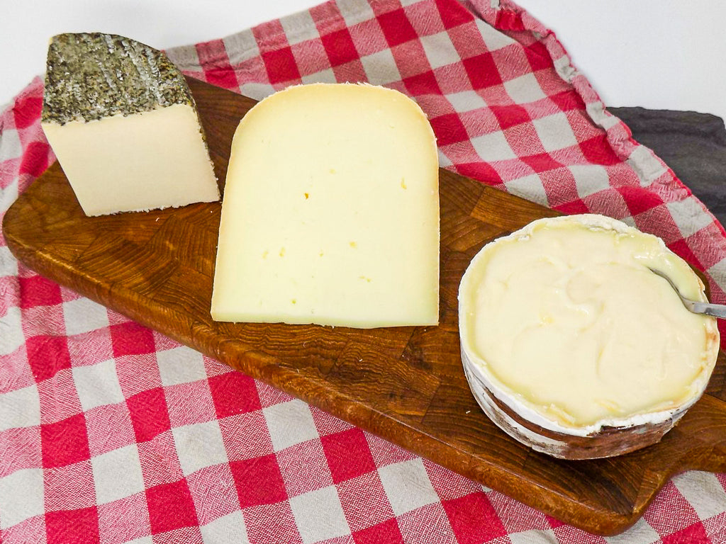 July 2022 Cheese Of The Month Club Selections | Saxelby Cheese